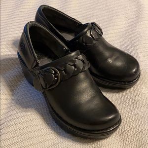Ariat black clogs